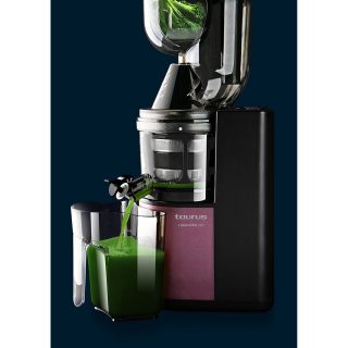 Storcator profesional de fructe si legume Taurus Liquajuice Pro. 200 W, 43 RPM, Recipient suc 1 l, 1 Viteza, Functie Reverse, Tub de alimentare dublu 75/35 mm.Rosu/Negru
